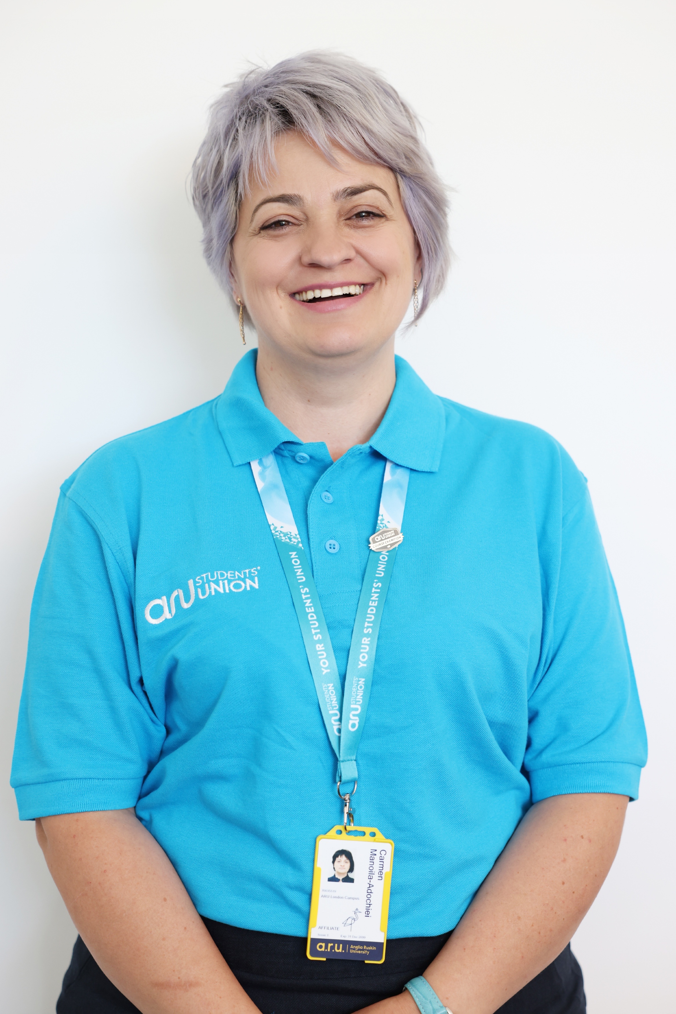 Vice President of Farringdon Carmen in SU branded t-shirt